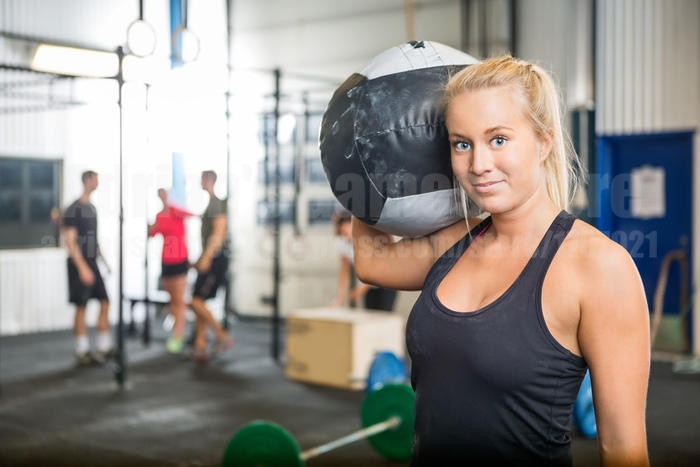 35cm Crossfit Medicine Ball Empty Snatch Wall Balls Heavy Duty Exercise Kettlebell Lifting Fitness MB Muscle Building 35cm Crossfit Medicine Ball Empty Snatch Wall Balls Heavy Duty Exercise Kettlebell Lifting Fitness MB Muscle Building