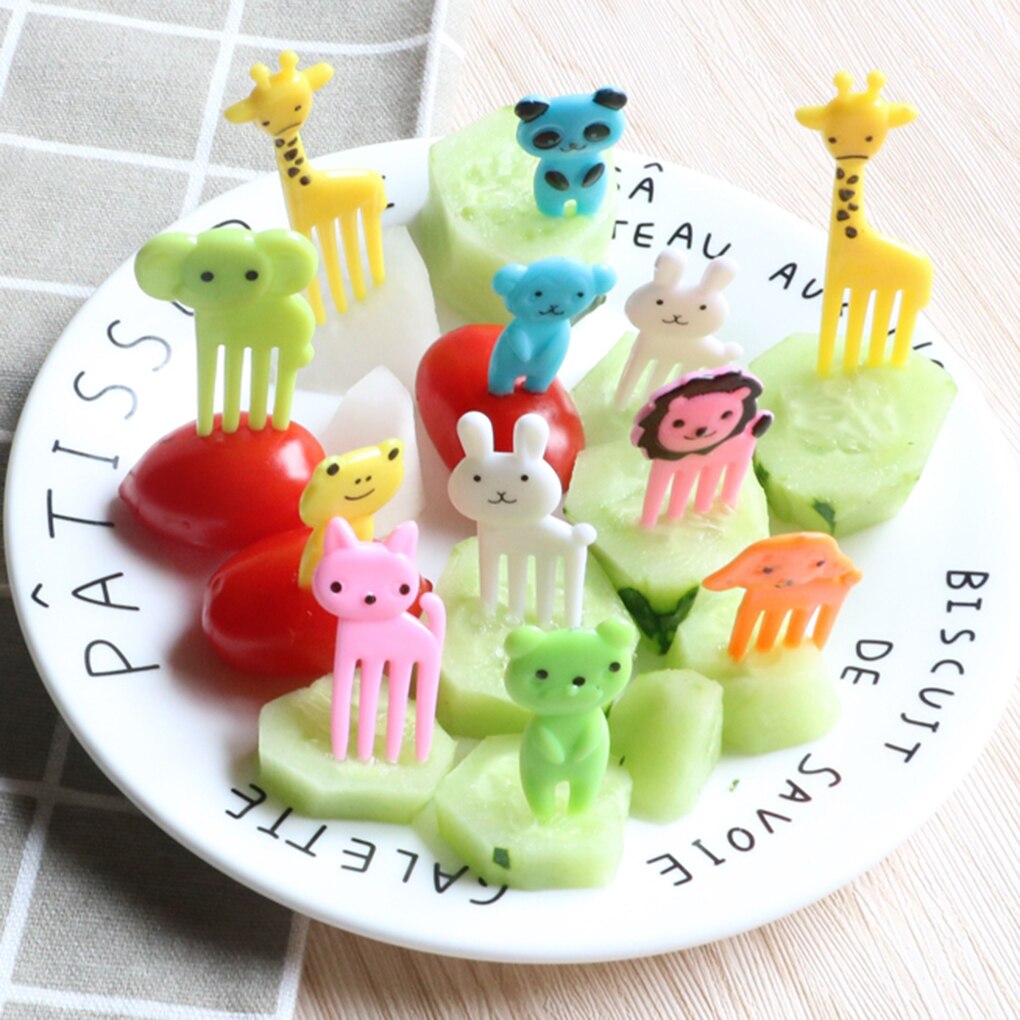 Animal Farm Fruit Fork Mini Cartoon Children Snack Cake Dessert Food Fruit Pick Toothpick Bento Lunches Party Decor Random Color