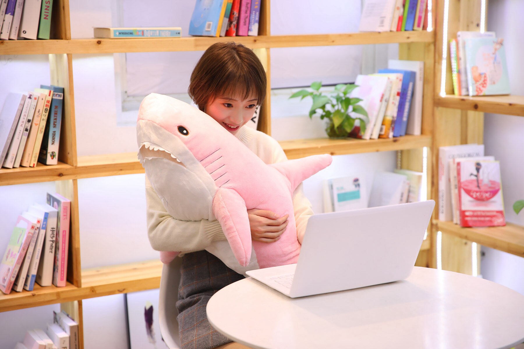 15-140cm Giant Shark Plush Toy Soft Stuffed Speelgoed Animal Reading Pillow for Birthday Gifts Cushion Doll Gift For Children 15-140cm Giant Shark Plush Toy Soft Stuffed Speelgoed Animal Reading Pillow for Birthday Gifts Cushion Doll Gift For Children