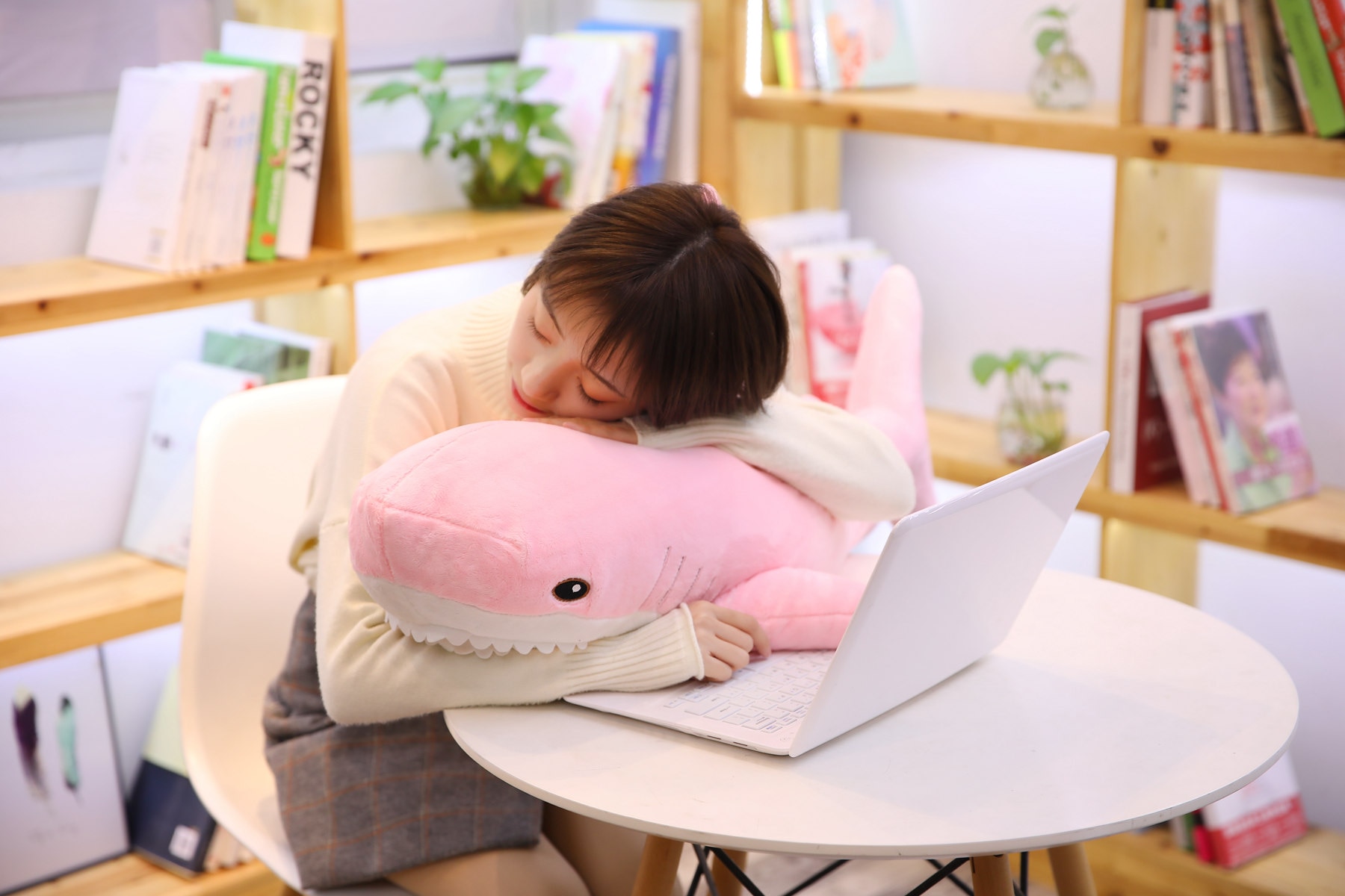 15-140cm Giant Shark Plush Toy Soft Stuffed Speelgoed Animal Reading Pillow for Birthday Gifts Cushion Doll Gift For Children 15-140cm Giant Shark Plush Toy Soft Stuffed Speelgoed Animal Reading Pillow for Birthday Gifts Cushion Doll Gift For Children