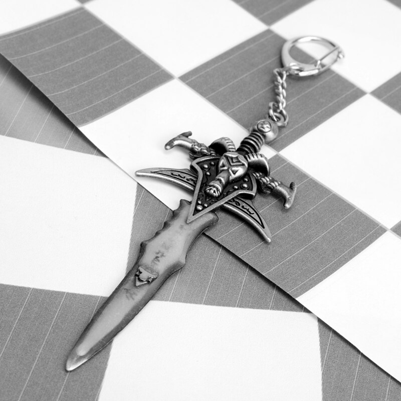 World of Warcraft Frostmourne Sword Weapon Keychain Game WOW Metal Keyring The Lich King Key Chain GLOW in the DARK luminous World of Warcraft Frostmourne Sword Weapon Keychain Game WOW Metal Keyring The Lich King Key Chain GLOW in the DARK luminous
