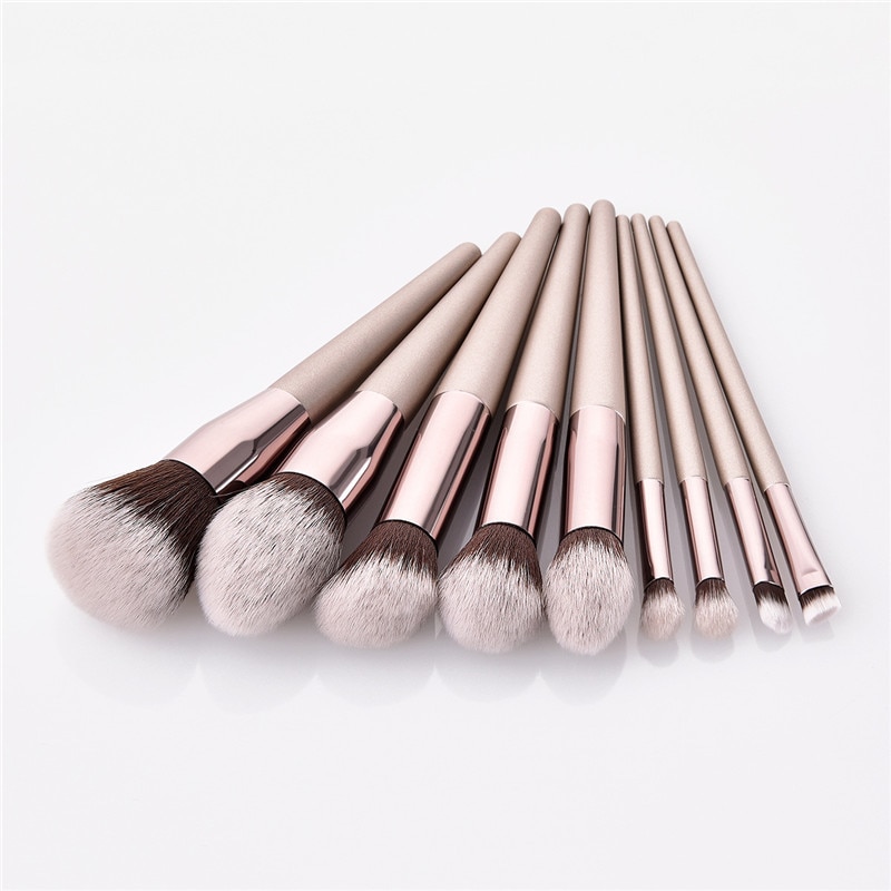 4/10pcs Champagne makeup brushes set for cosmetic foundation powder blush eyeshadow kabuki blending make up brush beauty tool 4/10pcs Champagne makeup brushes set for cosmetic foundation powder blush eyeshadow kabuki blending make up brush beauty tool